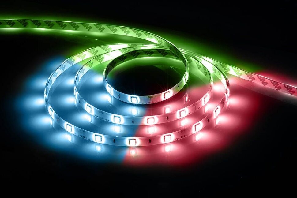 Купить Cветодиодная LED лента Feron LS607, 60SMD(5050)/м 14.4Вт/м  5м IP65 12V RGB в интернет-магазине электрики в Москве Альт-Электро