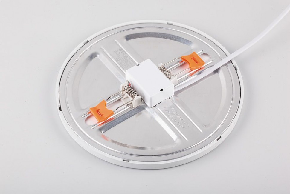 Купить Светодиодный светильник Feron AL508 встраиваемый с регулируемым монтажным диаметром (до 90мм) 6W 4000K белый в интернет-магазине электрики в Москве Альт-Электро