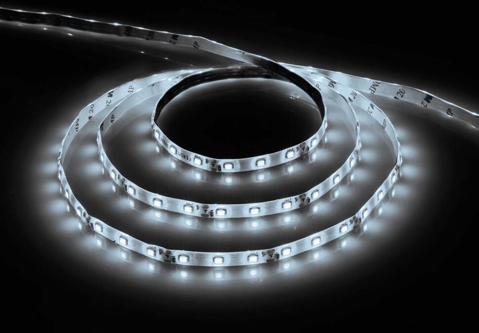 Купить Cветодиодная LED лента Feron LS606, 60SMD(5050)/м 14.4Вт/м  5м IP20 12V натуральный белый в интернет-магазине электрики в Москве Альт-Электро