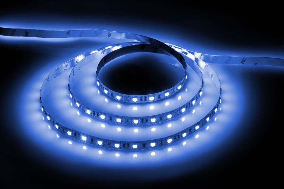 Купить Cветодиодная LED лента Feron LS606, 60SMD(5050)/м 14.4Вт/м  5м IP20 12V синий в интернет-магазине электрики в Москве Альт-Электро