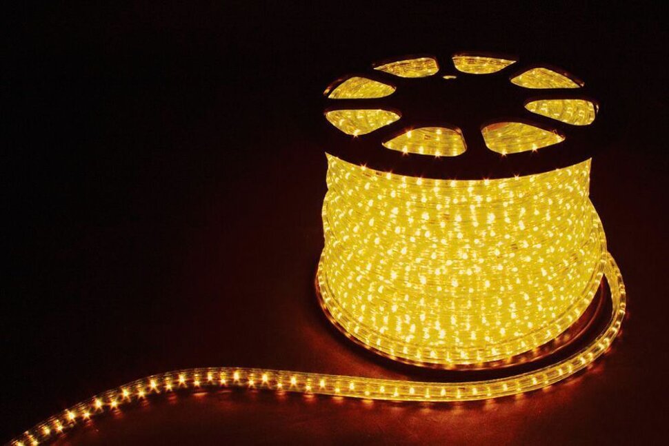 Купить Дюралайт светодиодный Feron LED-F3W 3-х жильный , желтый, 2,88Вт/м 72LED/м 50м 220V в интернет-магазине электрики в Москве Альт-Электро