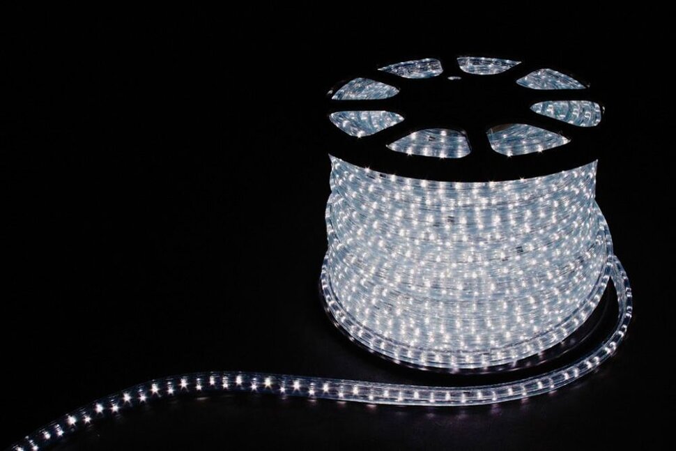 Купить Дюралайт светодиодный Feron LED-R2W 2-х жильный , белый 7000K 1,44Вт/м 36LED/м 100м 220V в интернет-магазине электрики в Москве Альт-Электро